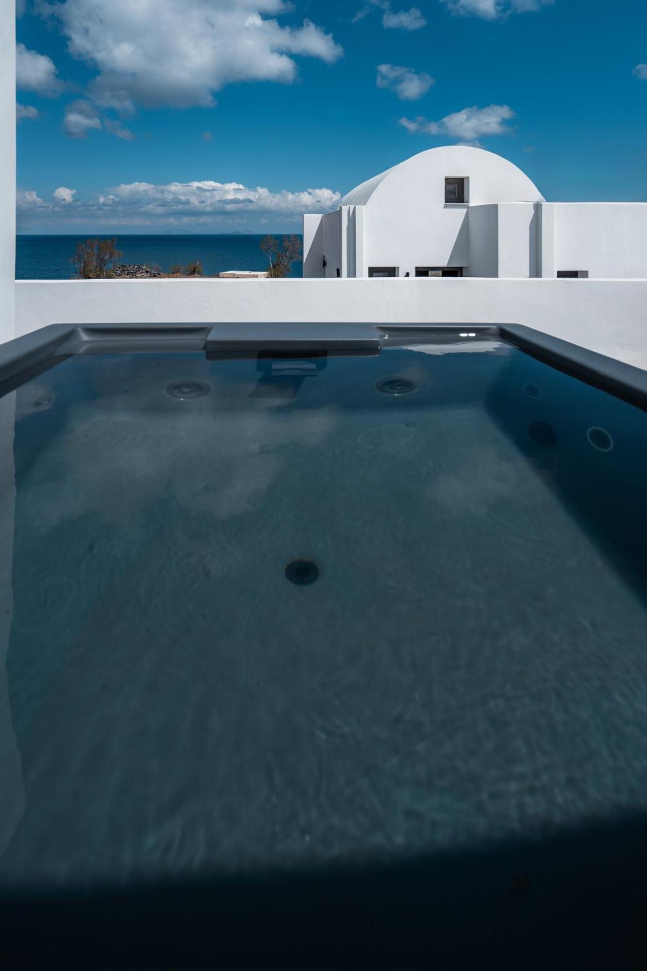 Akri Suites Vourvoúlos Esterno foto